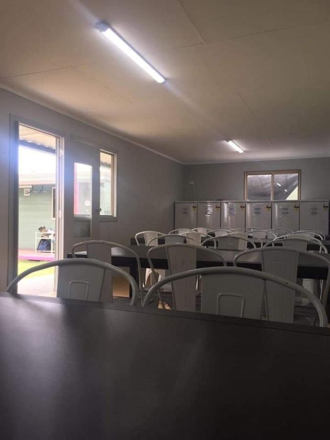 Auberge de jeunesse Palm Tree Backpackers à Bundaberg Extérieur photo
