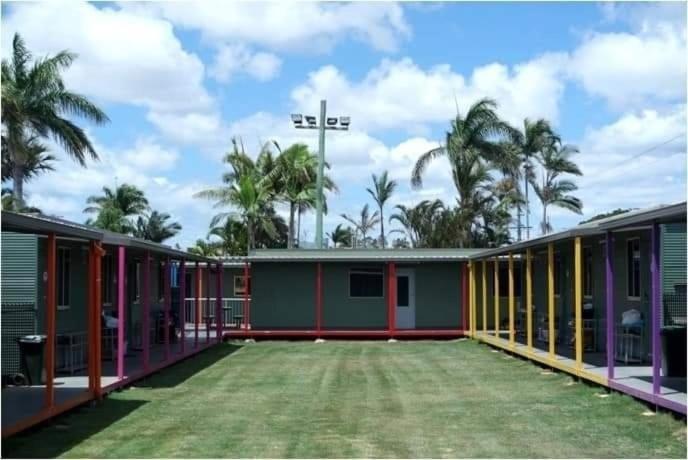 Auberge de jeunesse Palm Tree Backpackers à Bundaberg Extérieur photo